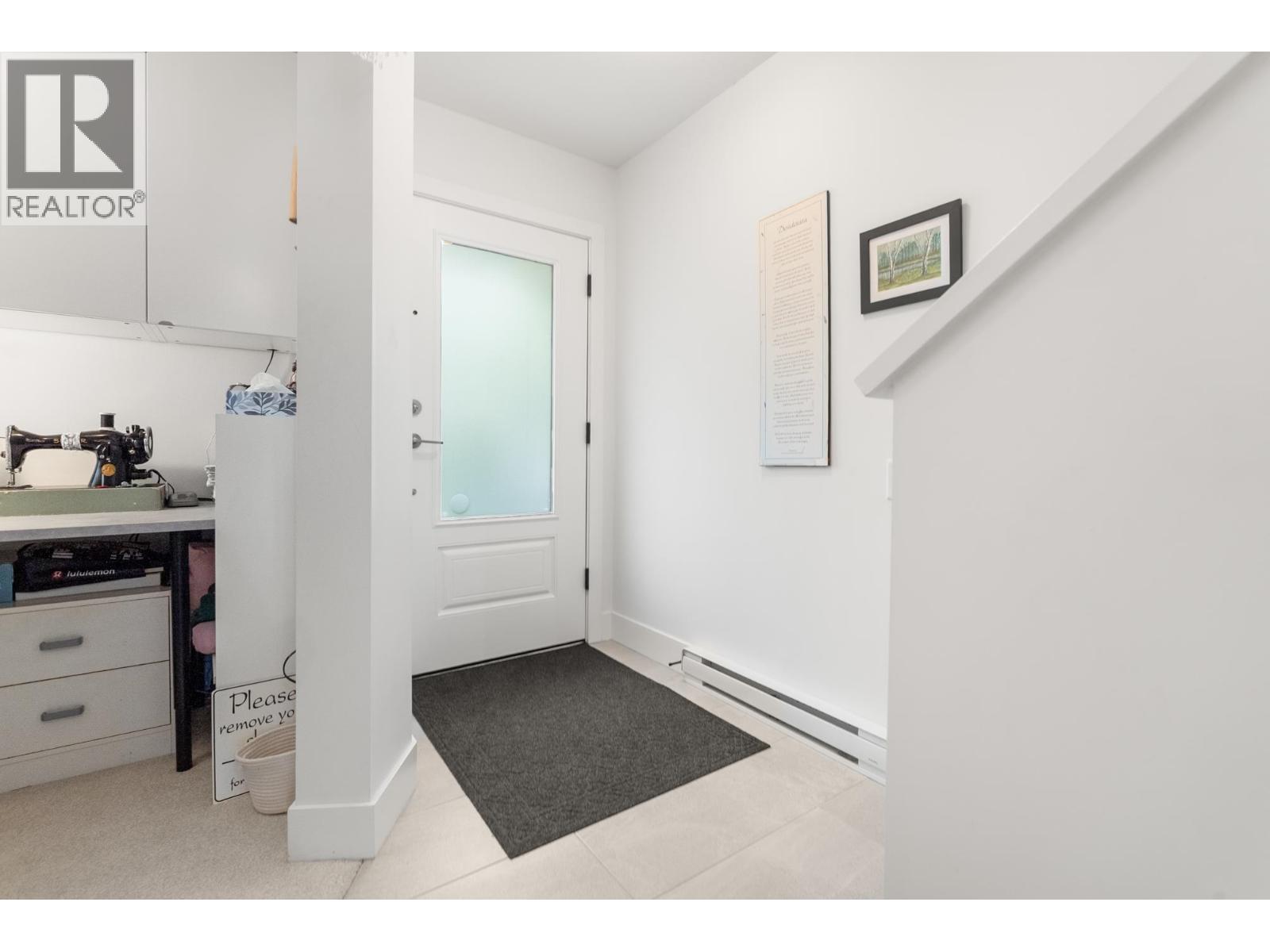 26 4656 Orca Way Property Photo 24