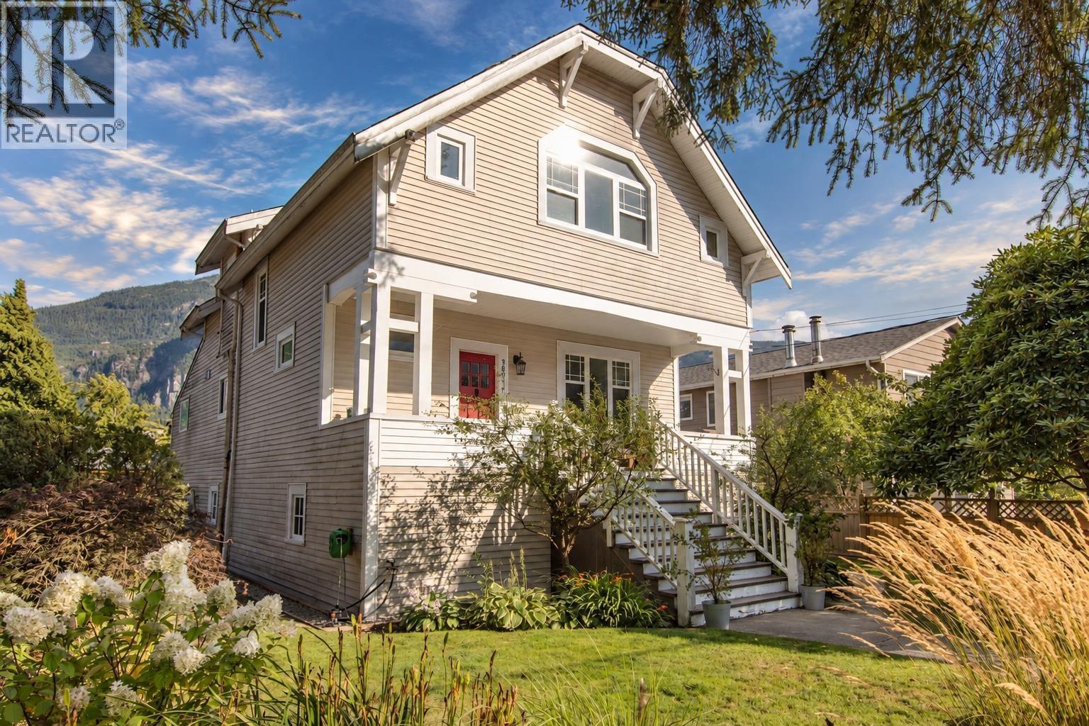 38054 Fifth Avenue Property Photo 1