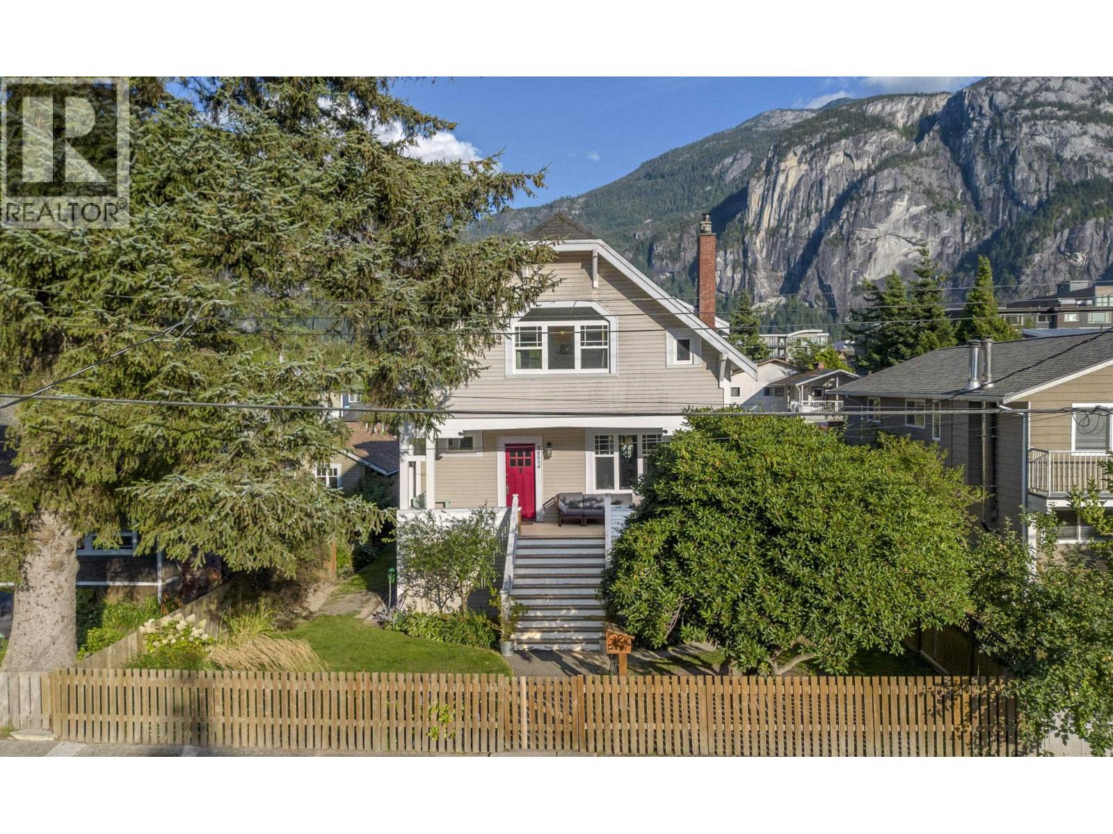 38054 Fifth Avenue Property Photo 31
