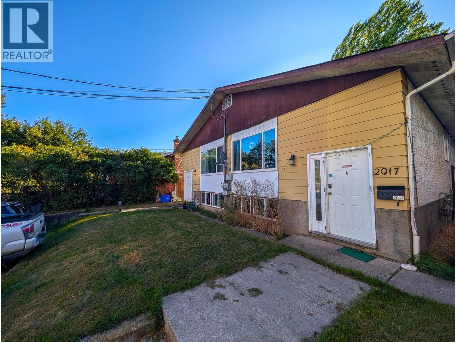 2017-2021 Norwood Street Property Photo 2