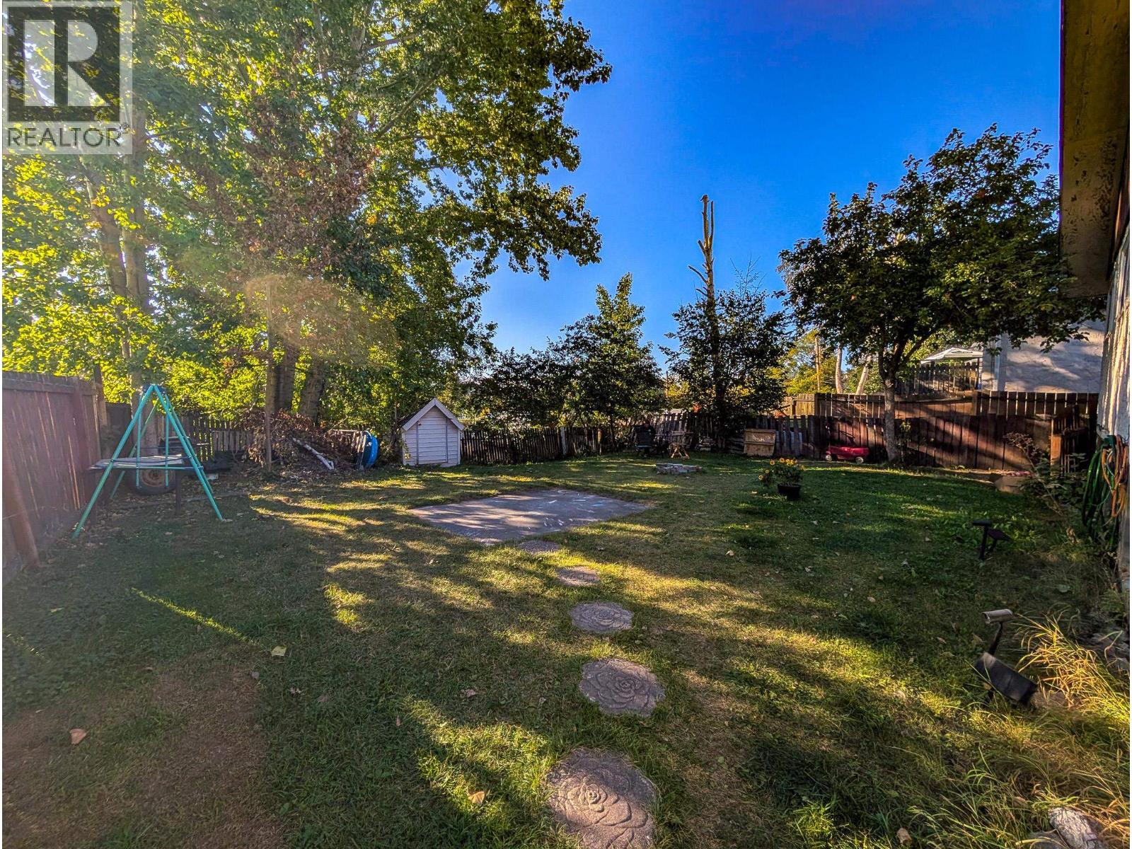 2017-2021 Norwood Street Property Photo 8