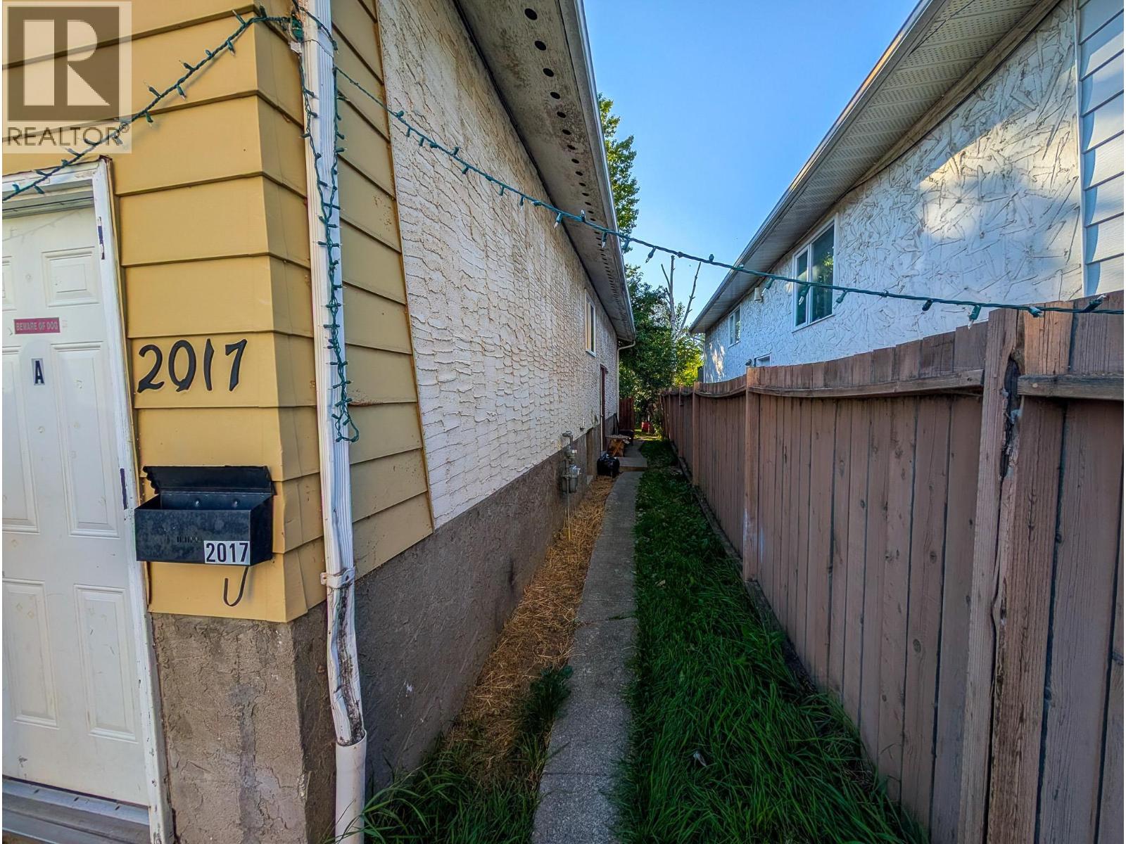 2017-2021 Norwood Street Property Photo 11