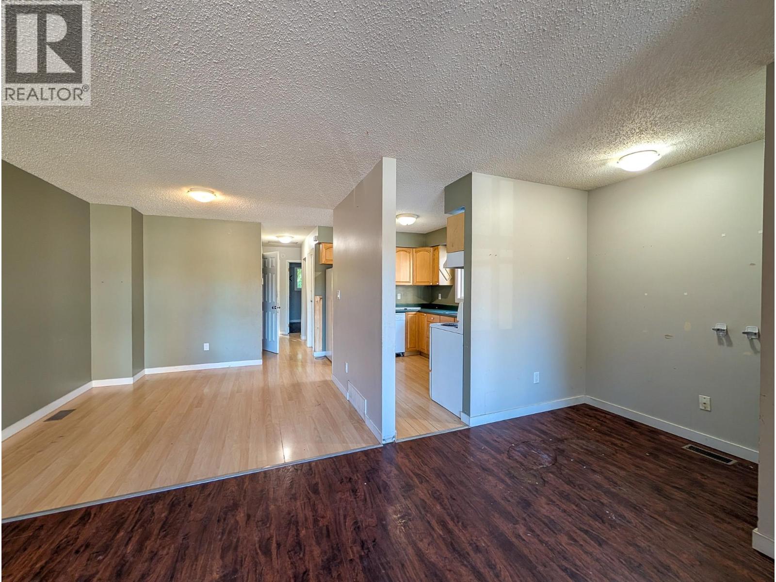 2017-2021 Norwood Street Property Photo 14