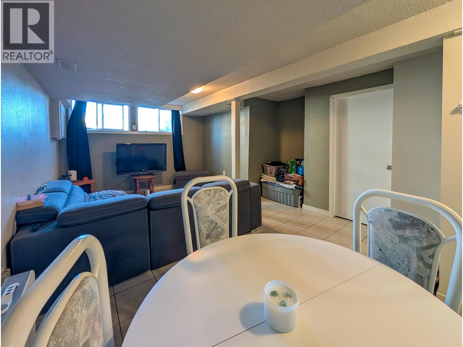 2017-2021 Norwood Street Property Photo 28