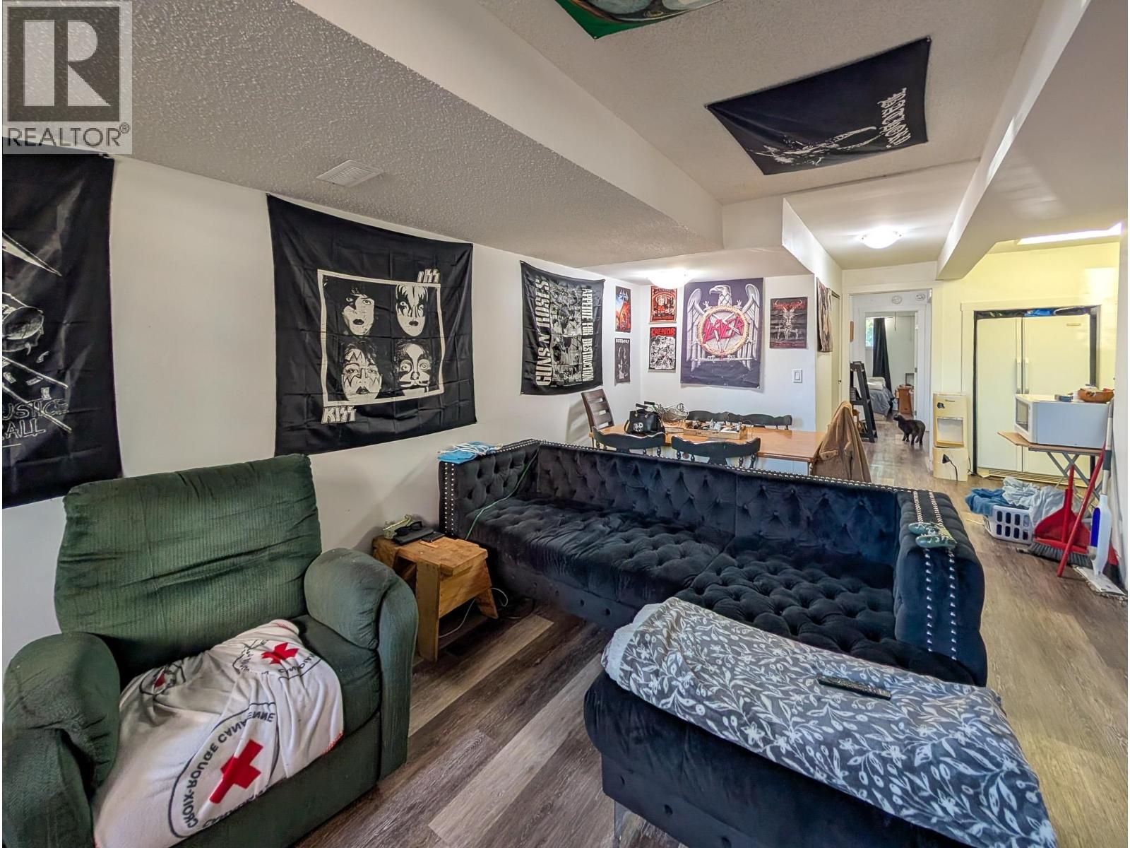 2017-2021 Norwood Street Property Photo 32