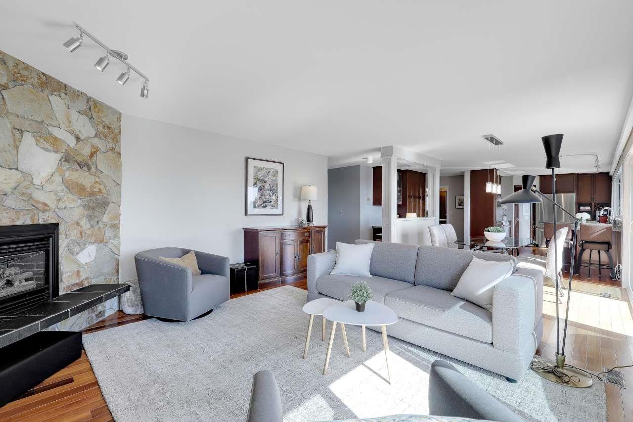13242 14a Avenue Property Photo 4