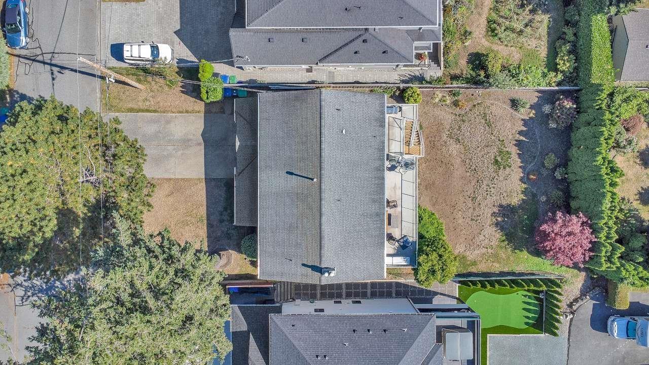13242 14a Avenue Property Photo 33