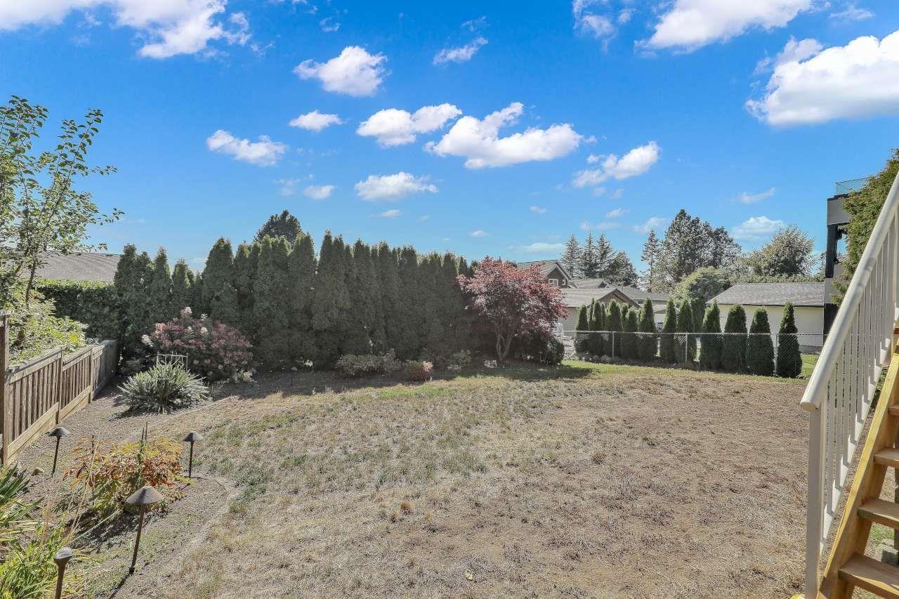 13242 14a Avenue Property Photo 36
