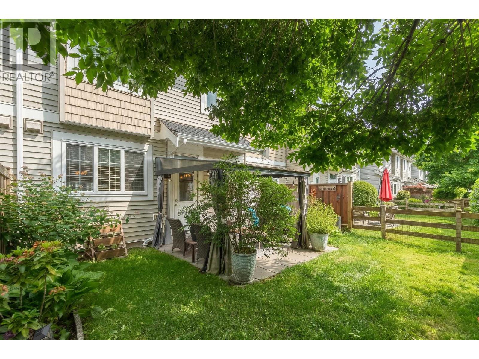 19 12161 237 Street Property Photo 10