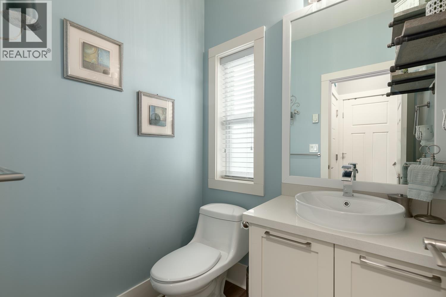 19 12161 237 Street Property Photo 15