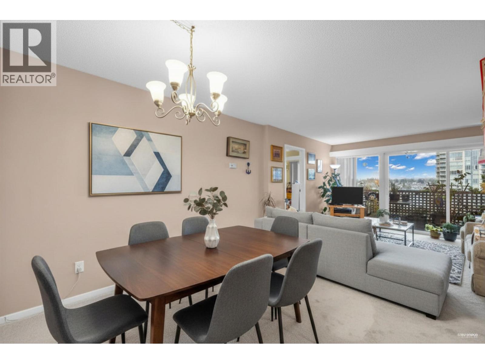 304 4941 Lougheed Highway Property Photo 1