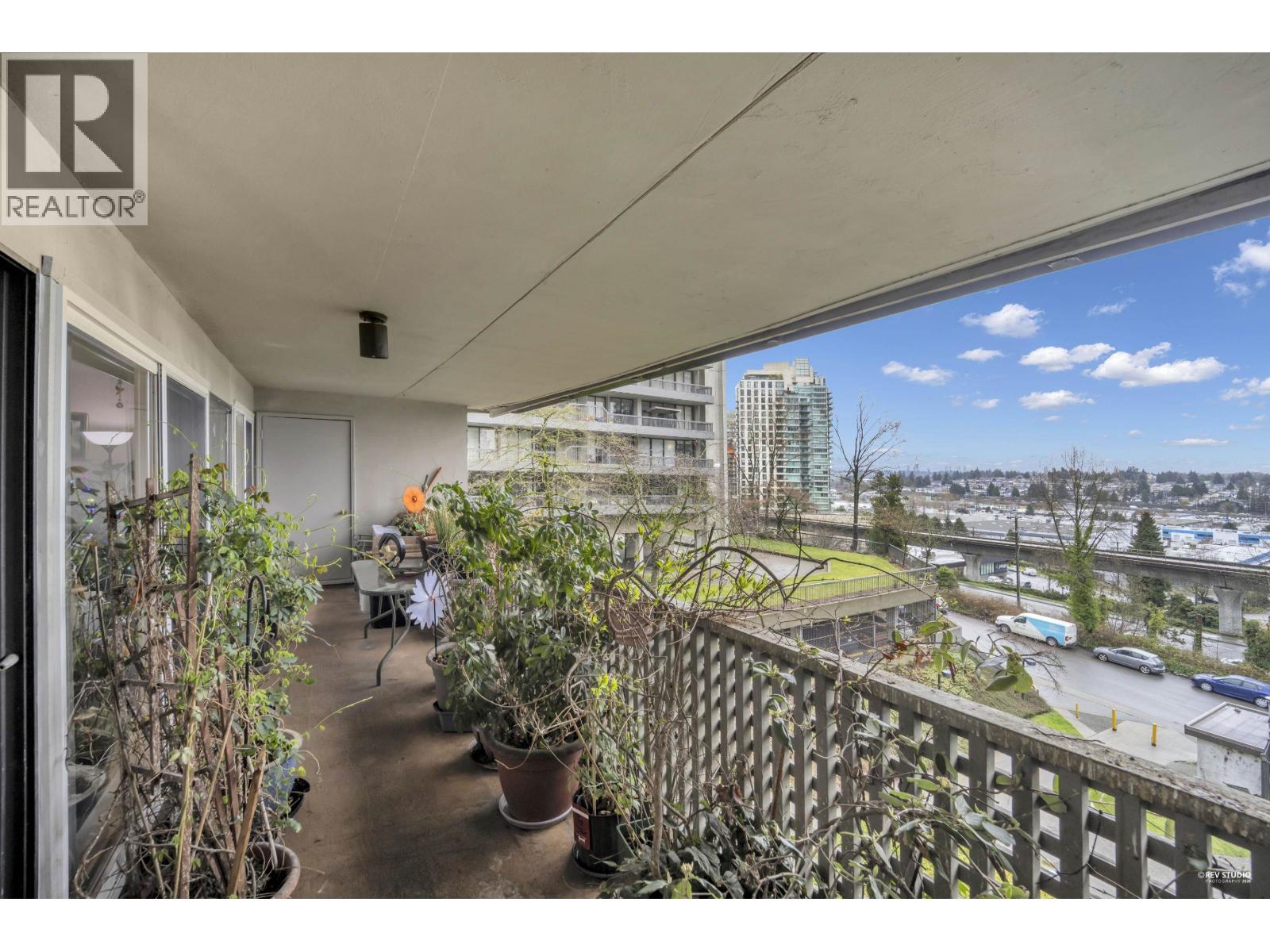 304 4941 Lougheed Highway Property Photo 9