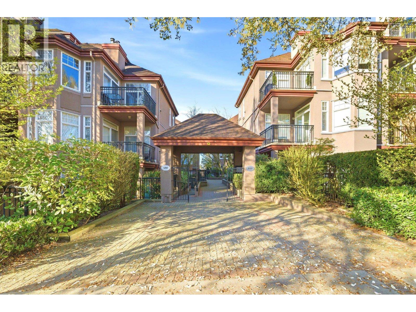 401 580 Twelfth Street Property Photo 1