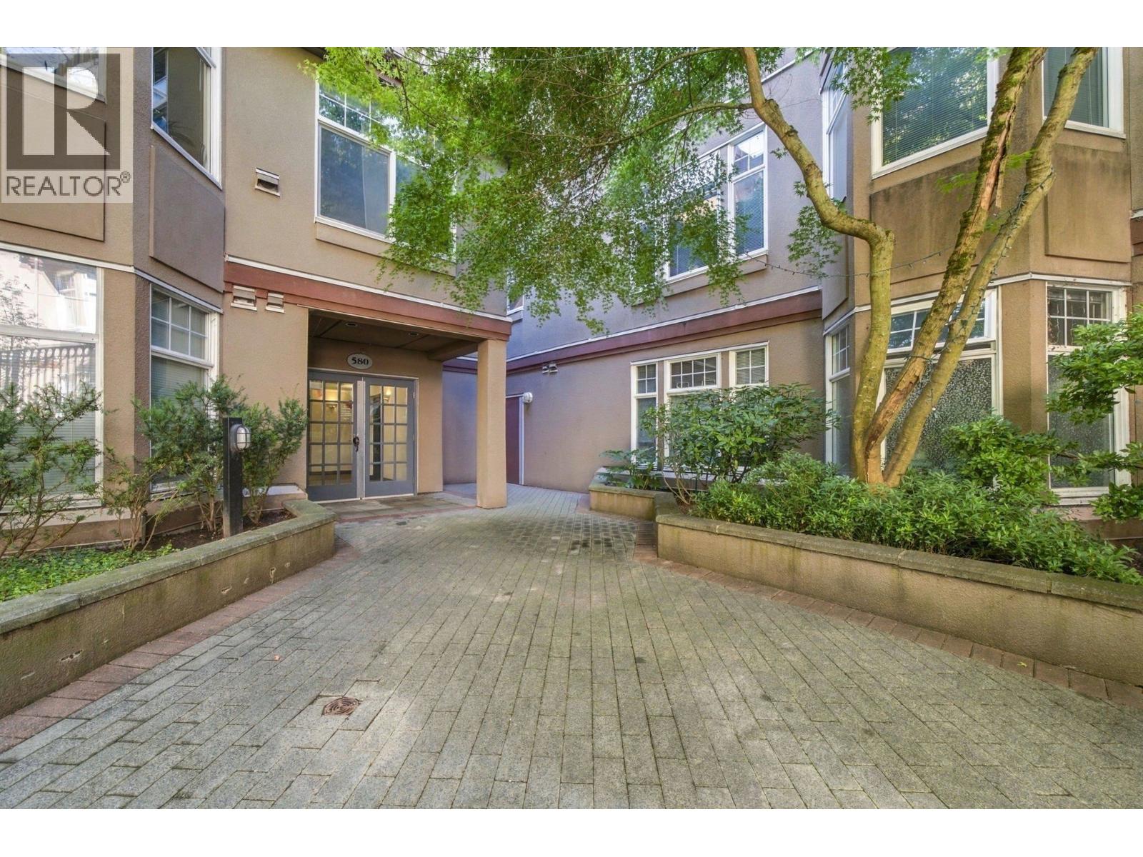 401 580 Twelfth Street Property Photo 24