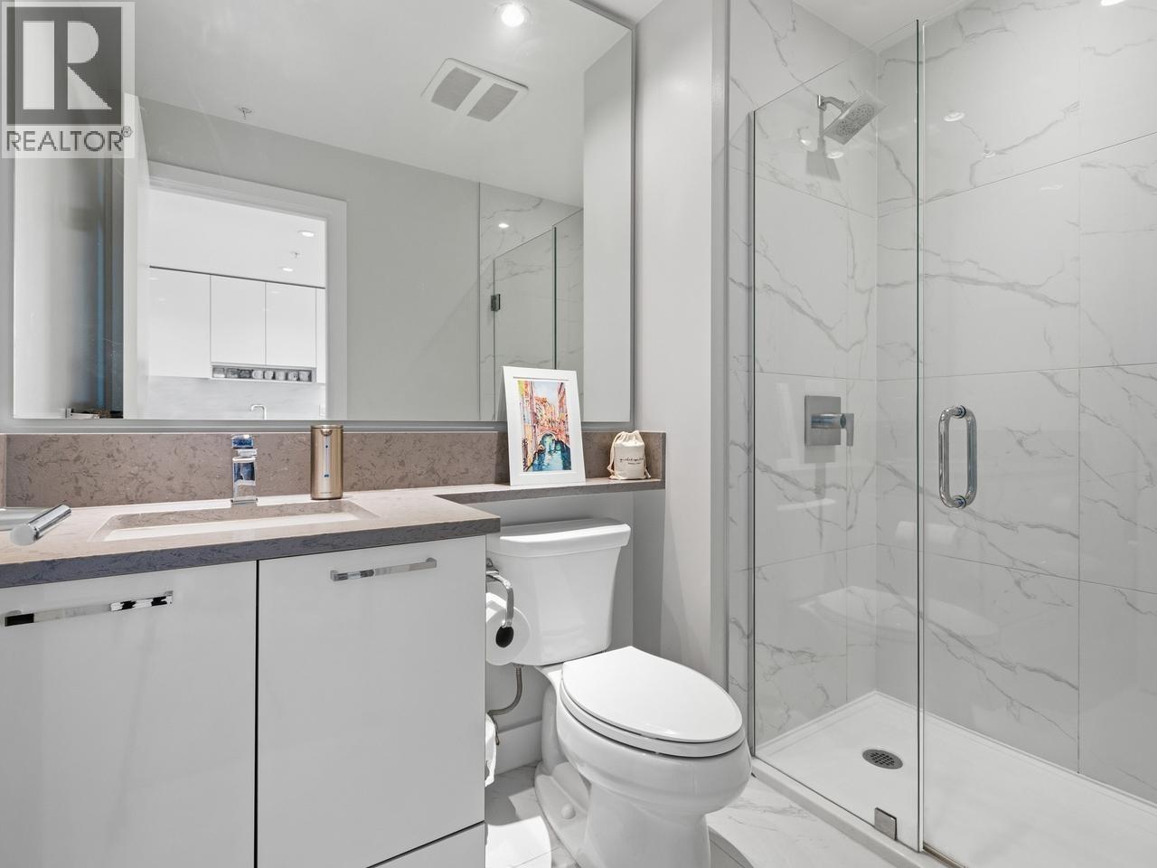 2702 1788 Gilmore Avenue Property Photo 11