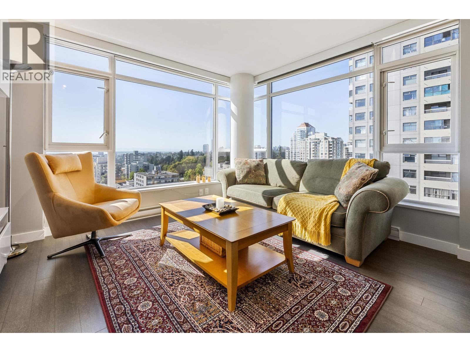 1406 608 Belmont Street Property Photo 1