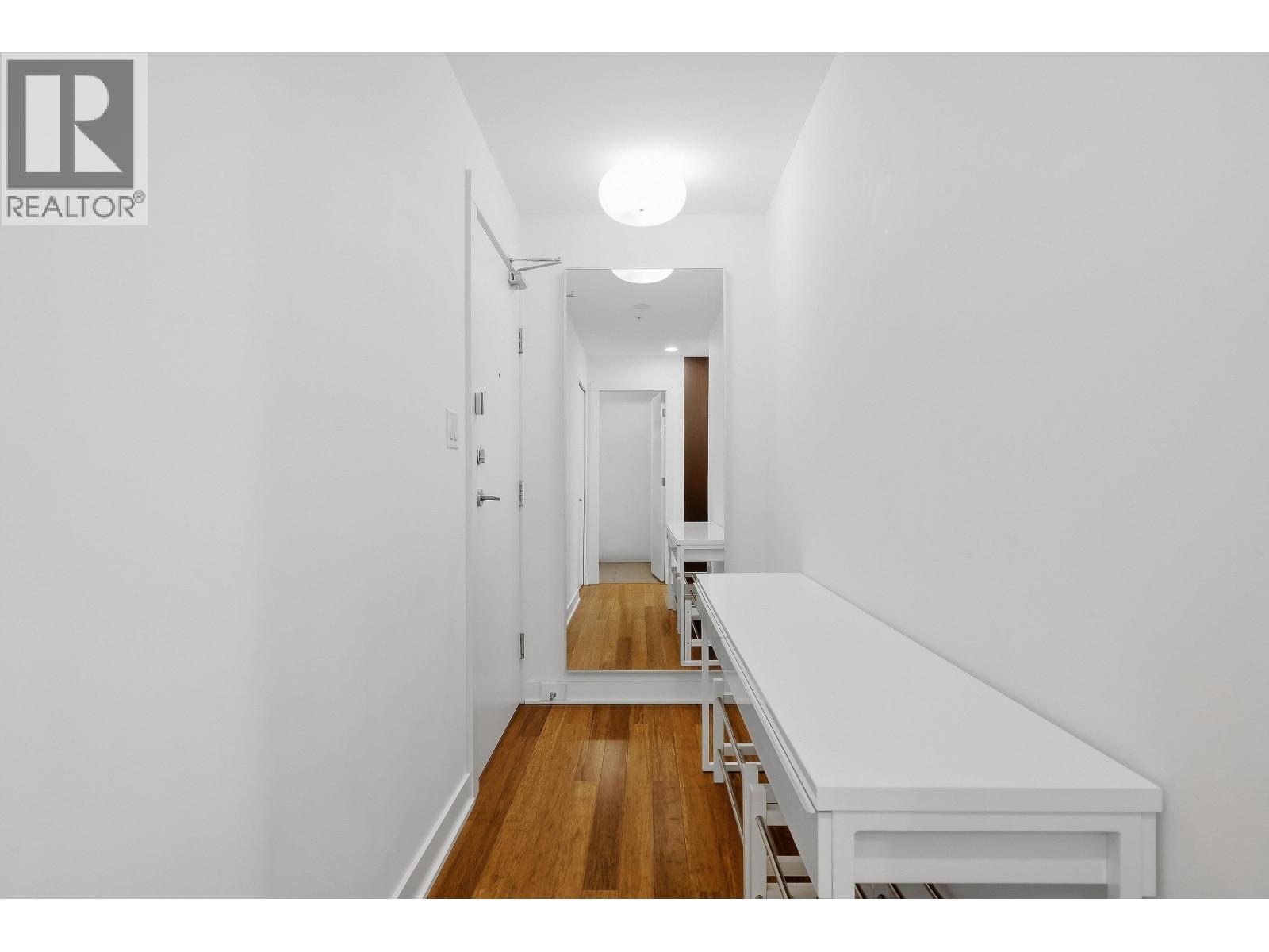 203 2481 Waterloo Street Property Photo 7