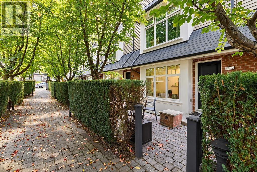 3822 Welwyn Street Property Photo 1