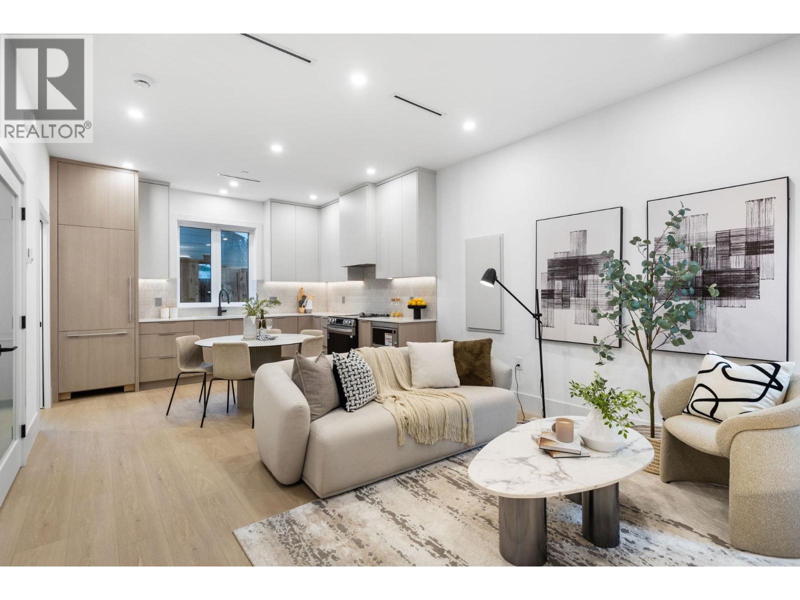 3277 Graveley Street Property Photo 1