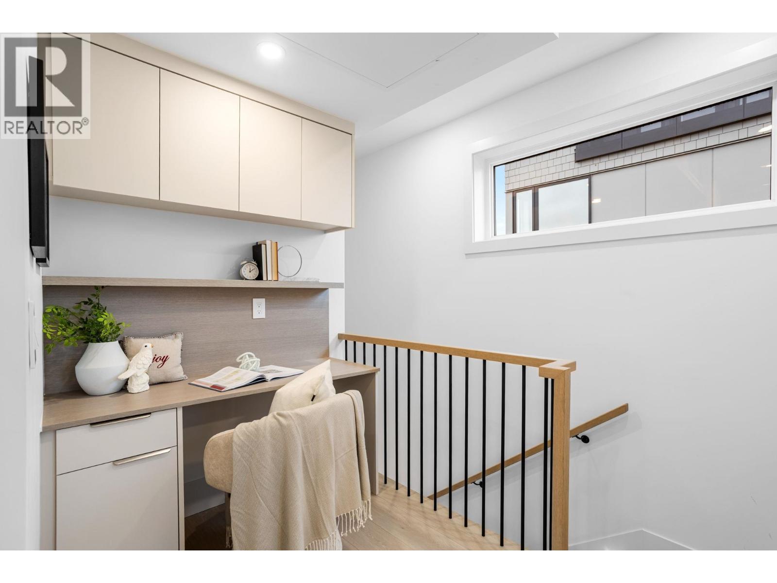 3277 Graveley Street Property Photo 7