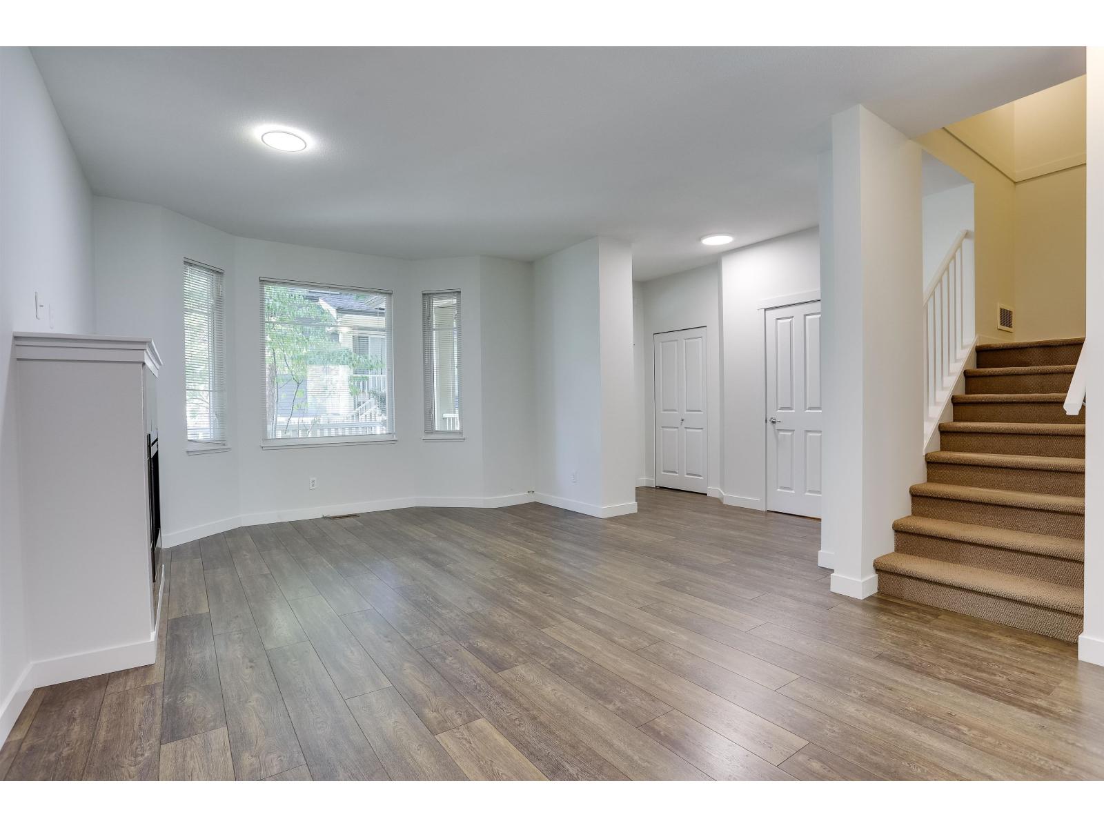 13 6575 192 Street Property Photo 8