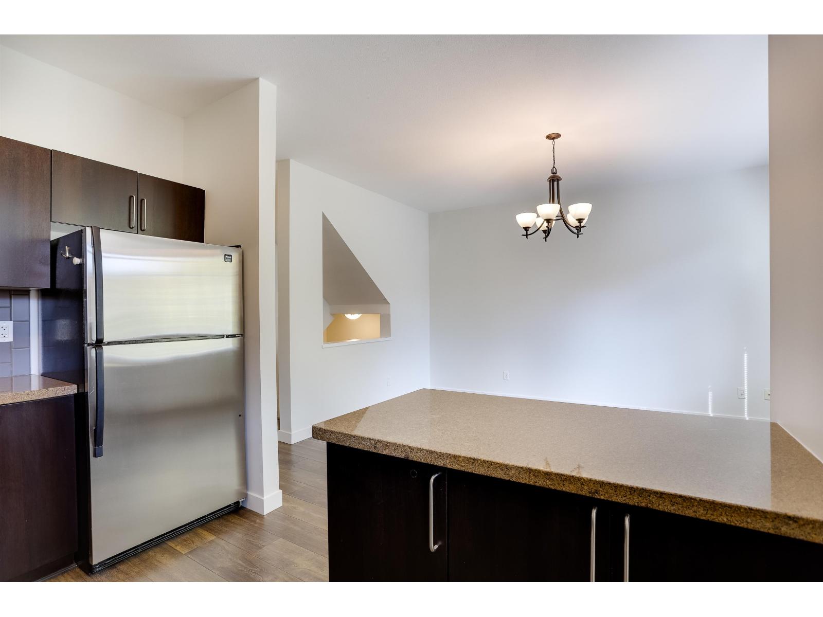 13 6575 192 Street Property Photo 13