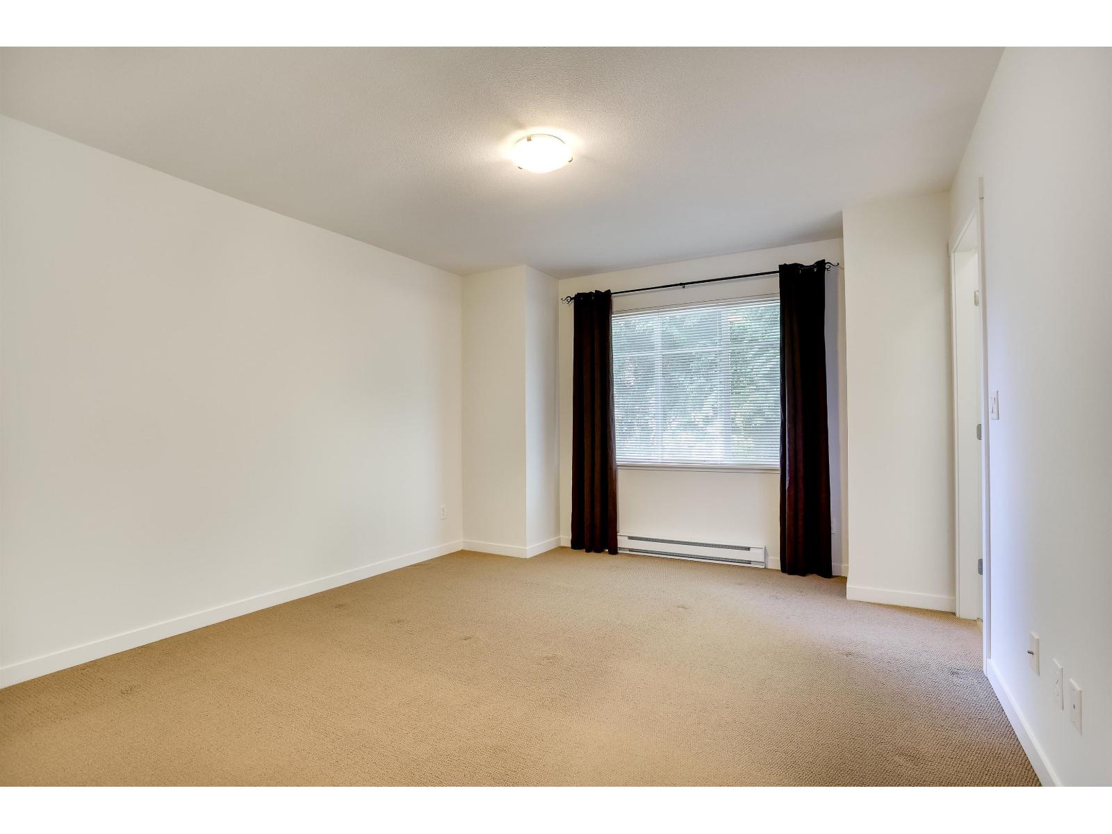 13 6575 192 Street Property Photo 14