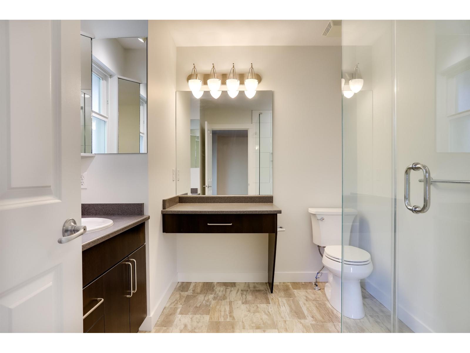 13 6575 192 Street Property Photo 17