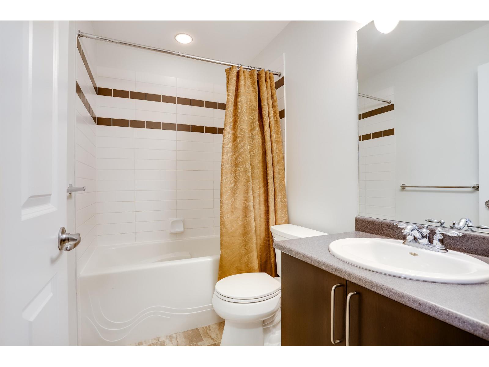 13 6575 192 Street Property Photo 21