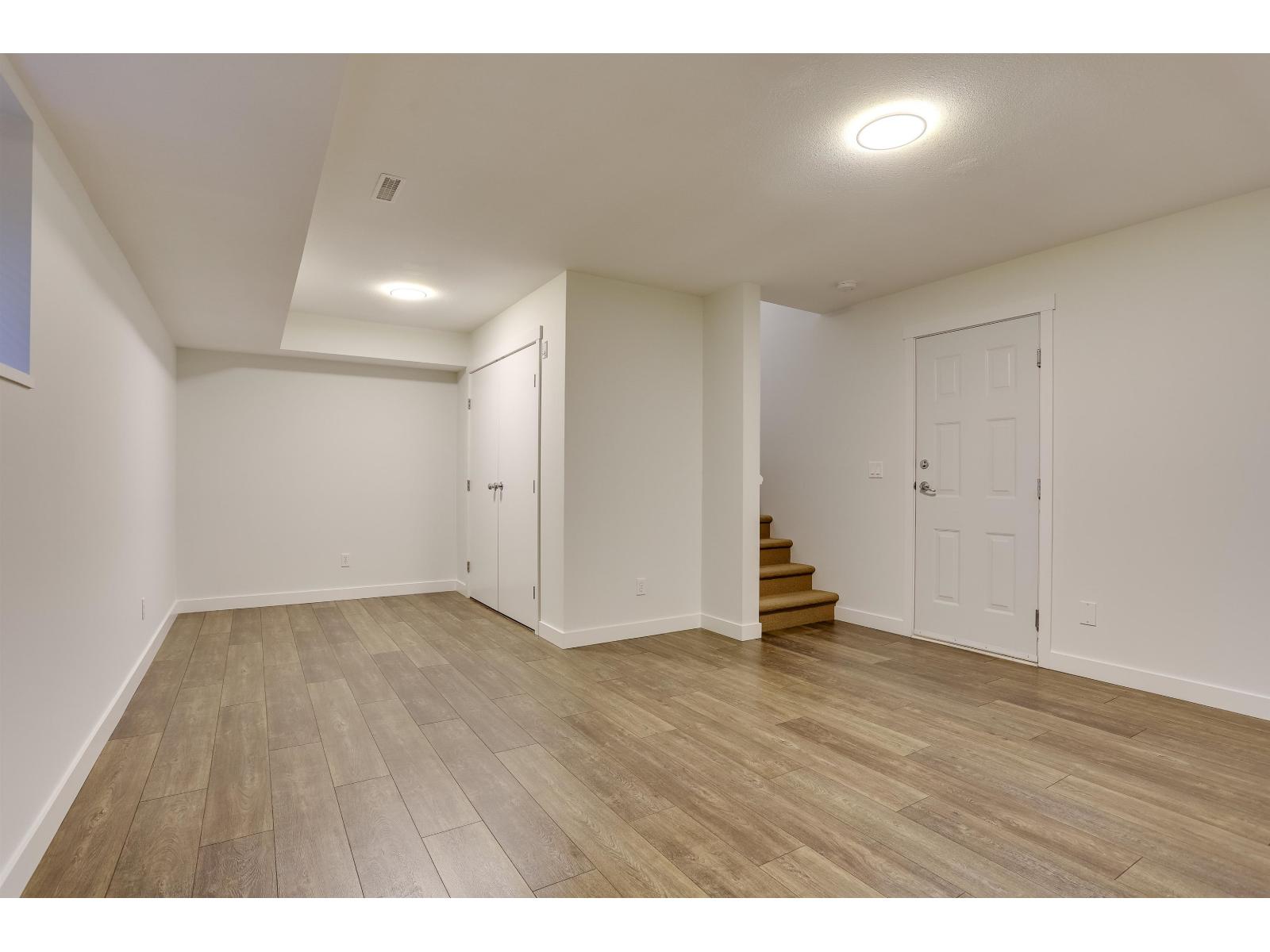 13 6575 192 Street Property Photo 25