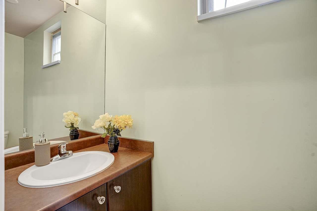 7 6033 168 Street Property Photo 11