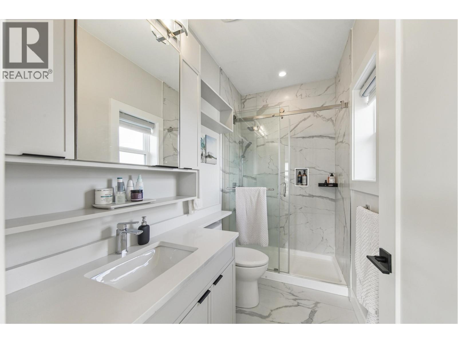 2178 Renfrew Street Property Photo 19