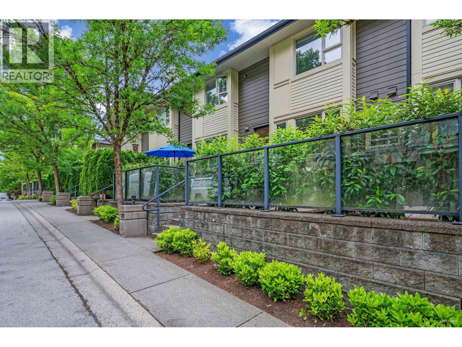 51 9229 University Crescent Property Photo 19