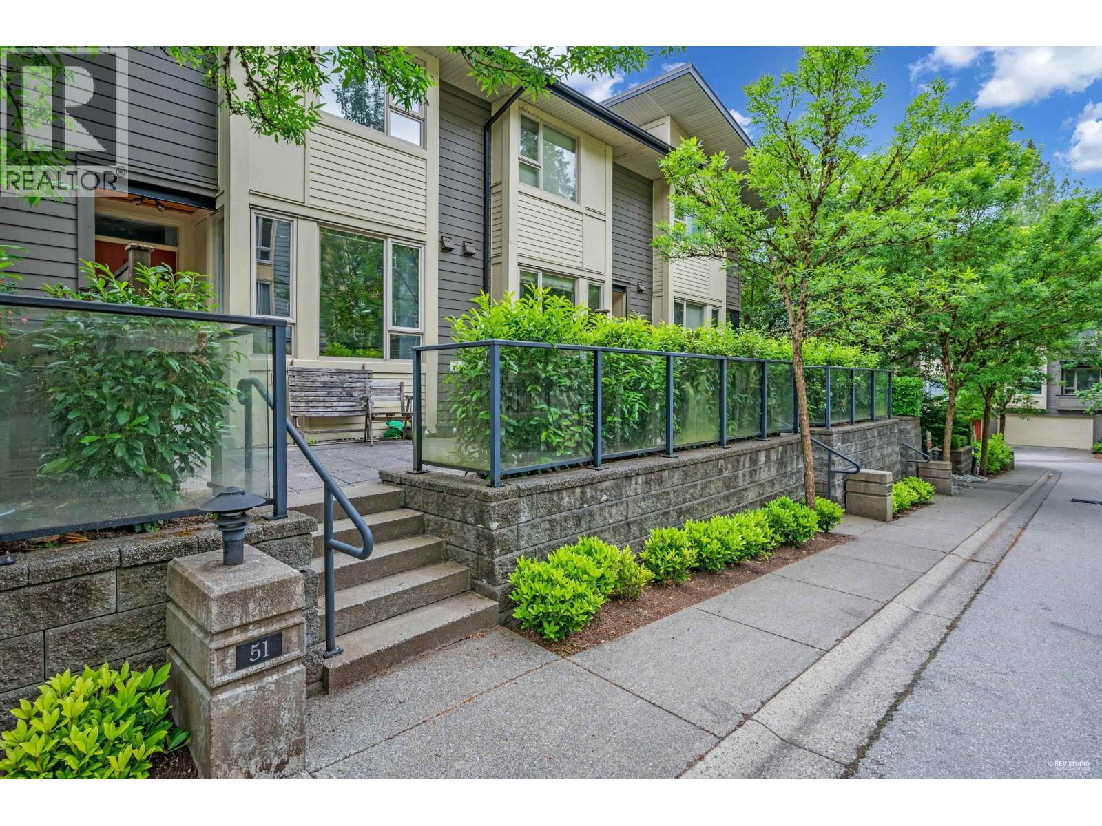 51 9229 University Crescent Property Photo 20