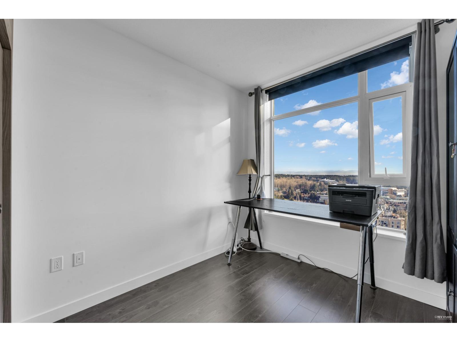 2710 9887 Whalley Boulevard Property Photo 17