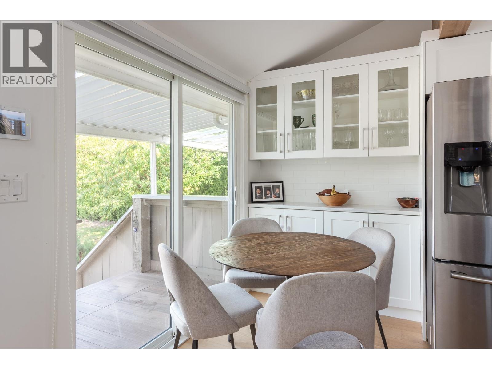 321 Sixth Avenue Property Photo 6