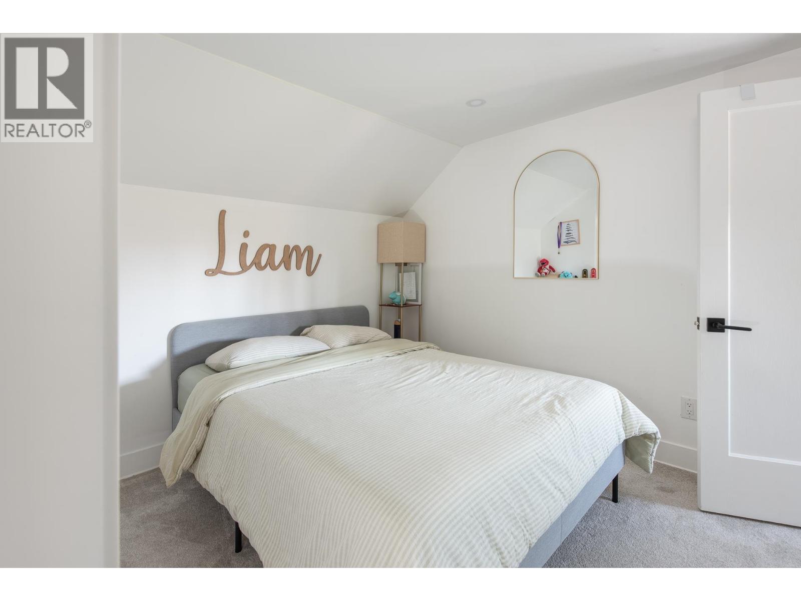 321 Sixth Avenue Property Photo 22