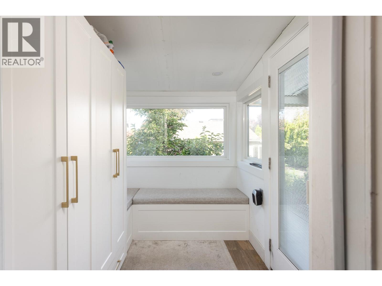 321 Sixth Avenue Property Photo 26