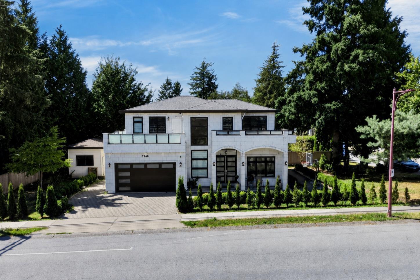 7565 116 Street Property Photo 3