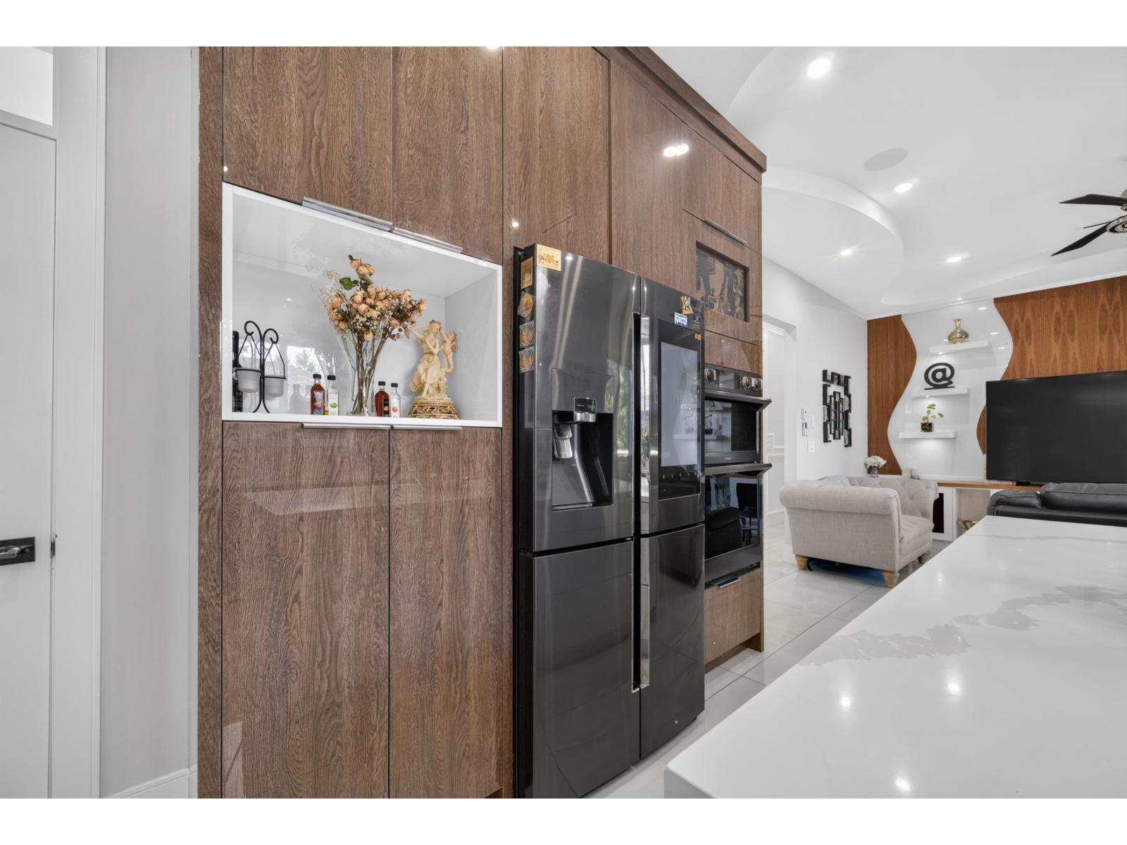 7565 116 Street Property Photo 17