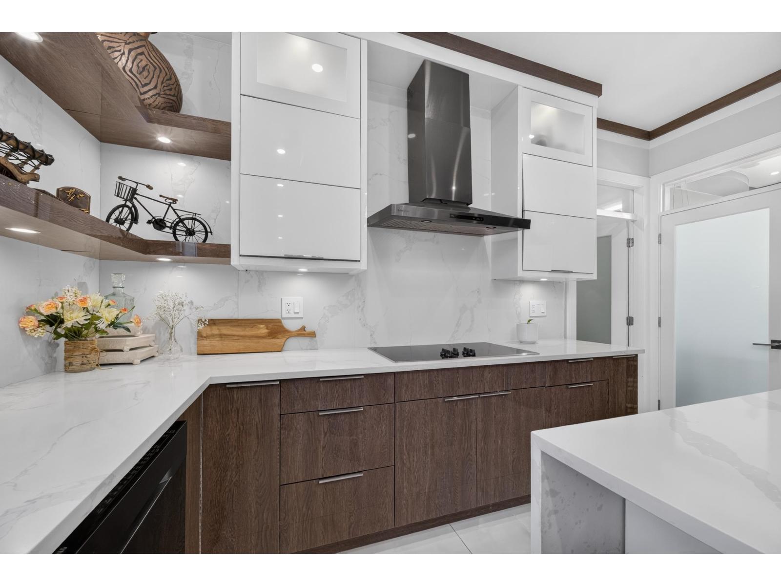 7565 116 Street Property Photo 18