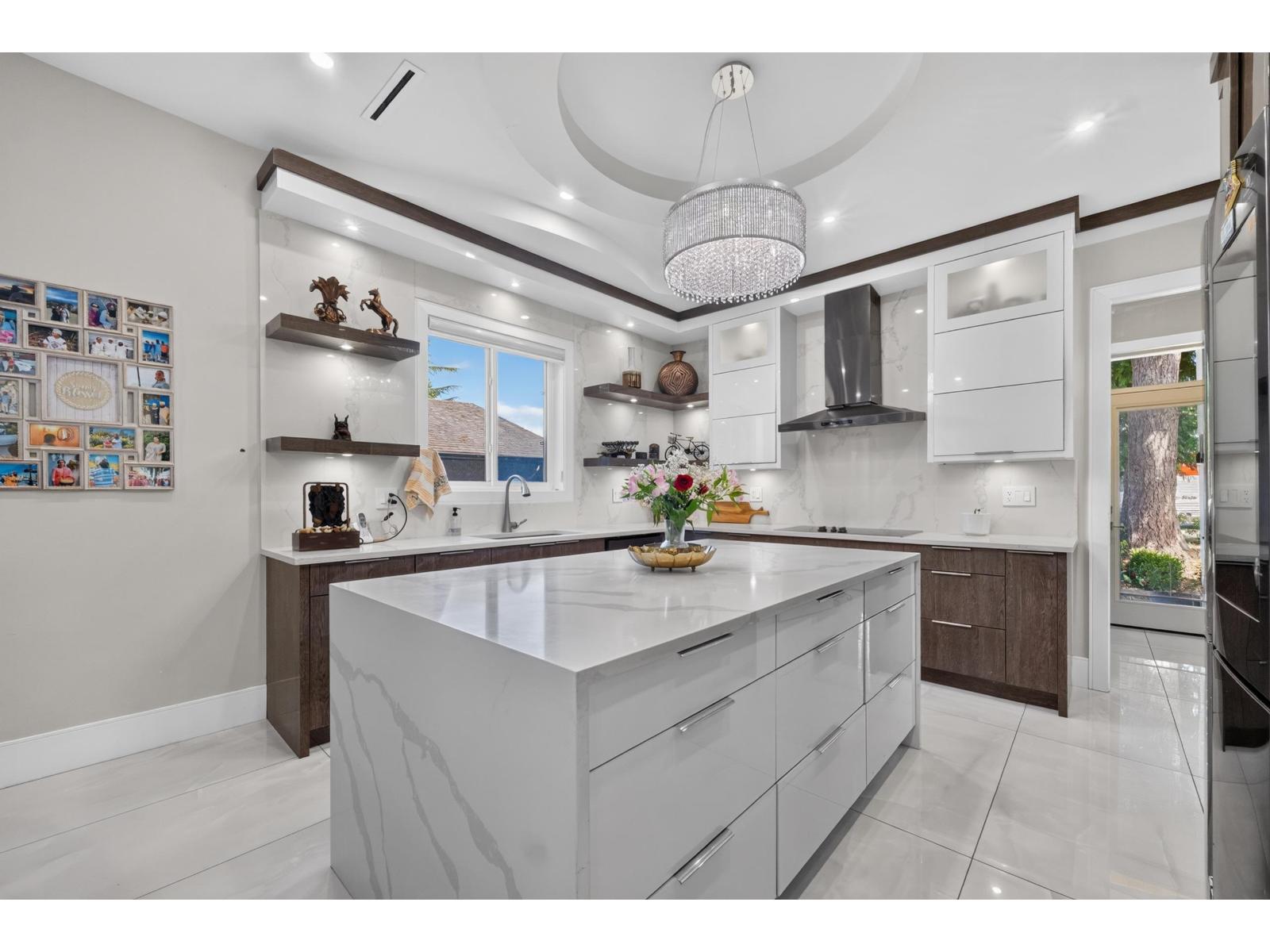 7565 116 Street Property Photo 19