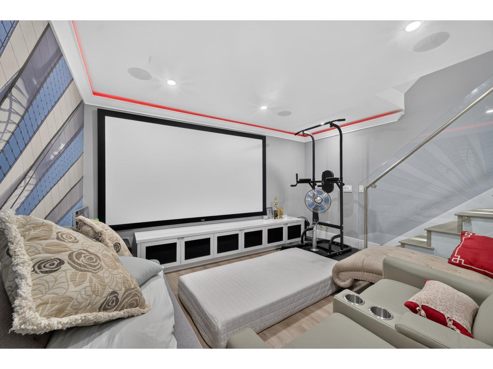 7565 116 Street Property Photo 35