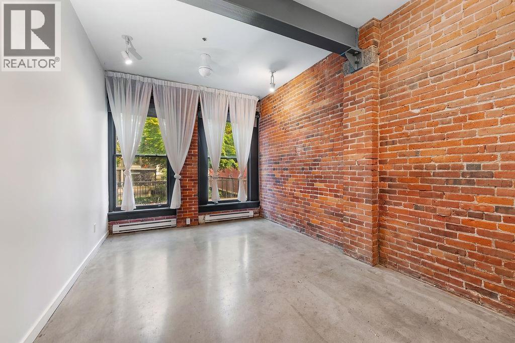 306 53 W Hastings Street Property Photo 1