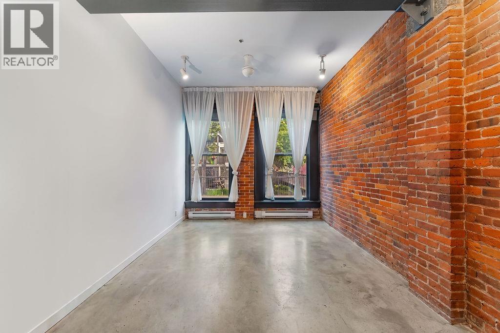 306 53 W Hastings Street Property Photo 10