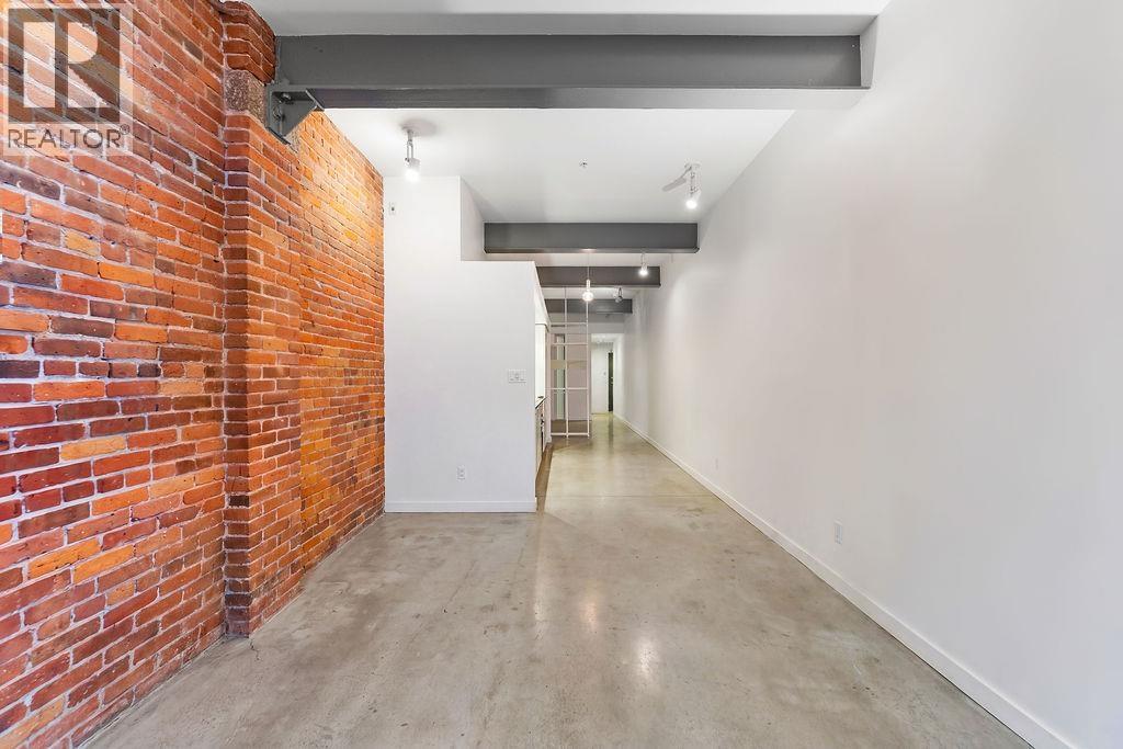 306 53 W Hastings Street Property Photo 11