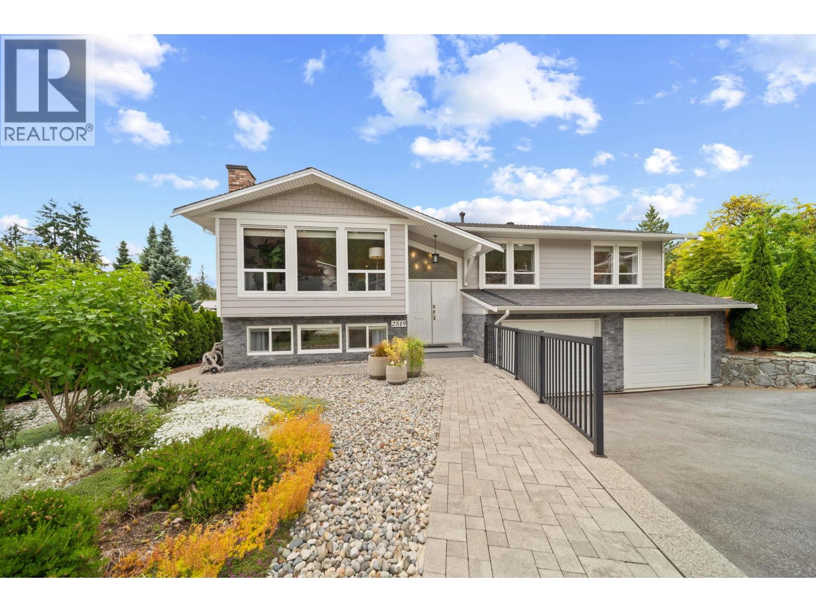 2519 Channel Court Property Photo 1