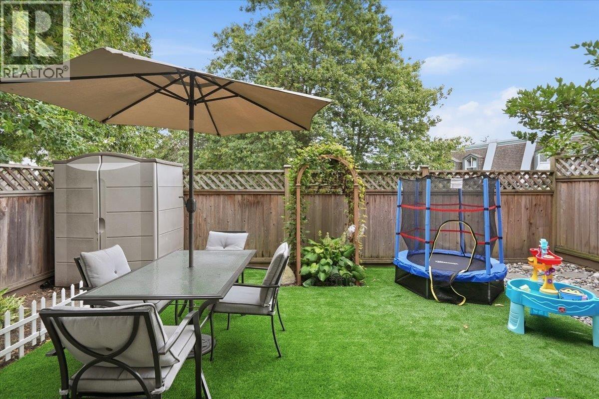 118 217 Begin Street Property Photo 1