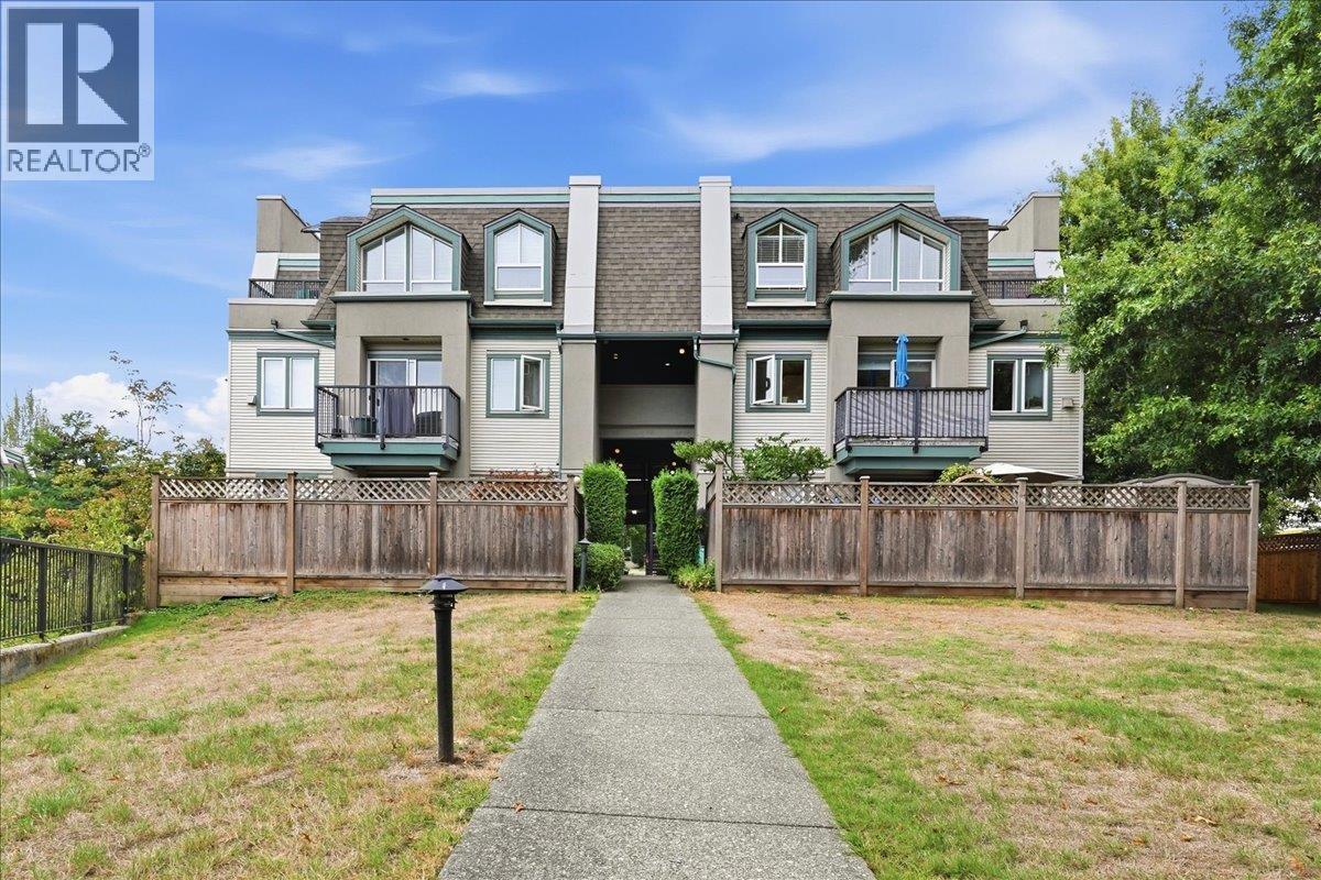 118 217 Begin Street Property Photo 2