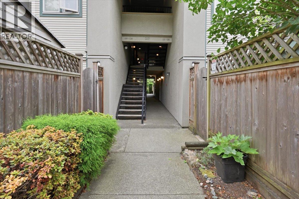 118 217 Begin Street Property Photo 4